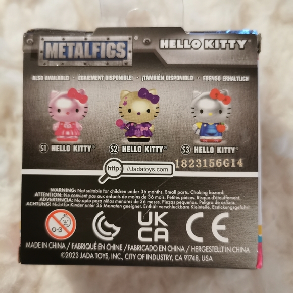 Hello Kitty Metalfigs collectible figurine, 2.5in - Picture 2 of 4